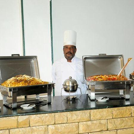 Nile Hotel Асуан Экстерьер фото